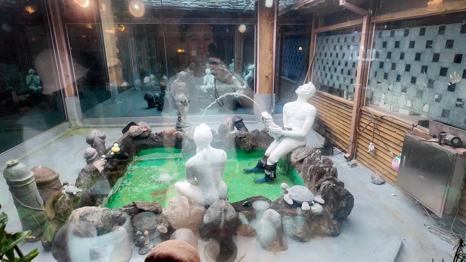 Deulmusae outdoor kkochu sculptures