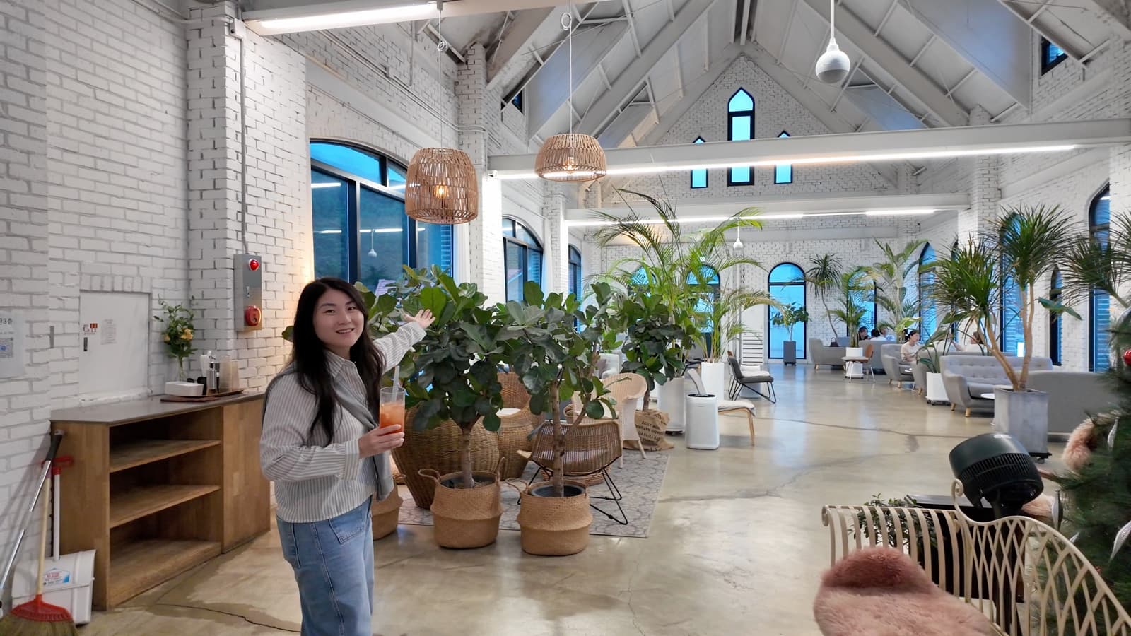 Lavigne 2 third floor open seating high ceilings