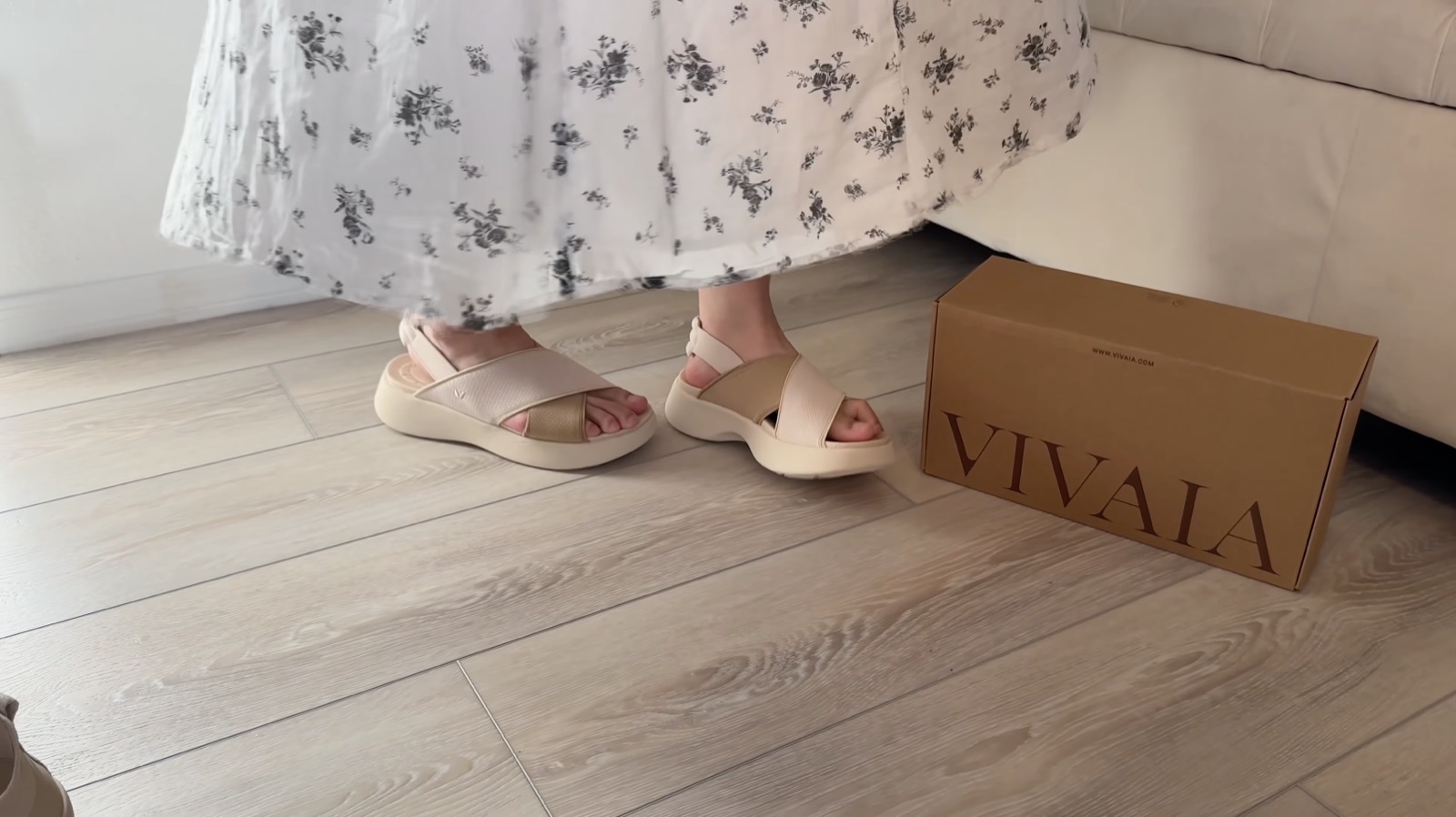 Vivaia Kara 2.0 sandal with elastic back strap and platform sole