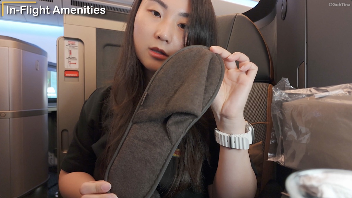 Sealed slippers in Starlux business class