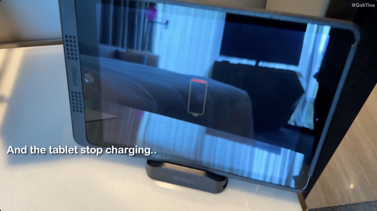 A charging outlet issue at the desk