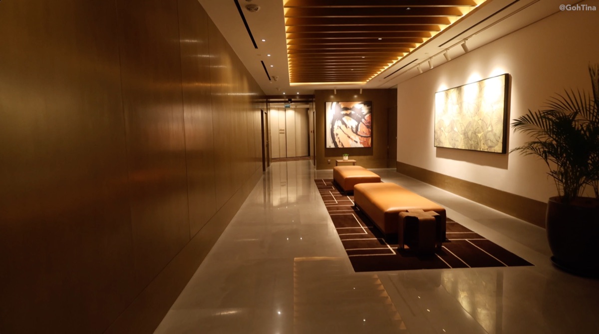 Elevator area on the 112th floor