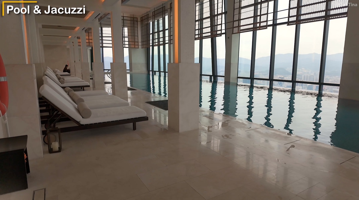 Swimming pool at Park Hyatt Kuala Lumpur
