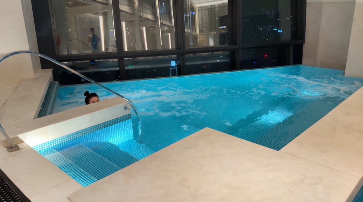 Pool and jacuzzi area at Park Hyatt Kuala Lumpur