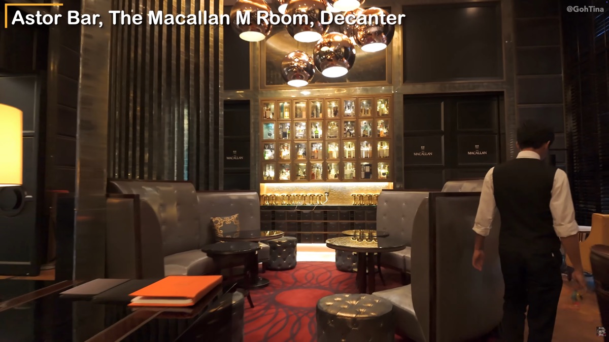 Astor Bar interior