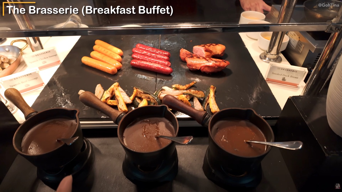 More breakfast buffet options