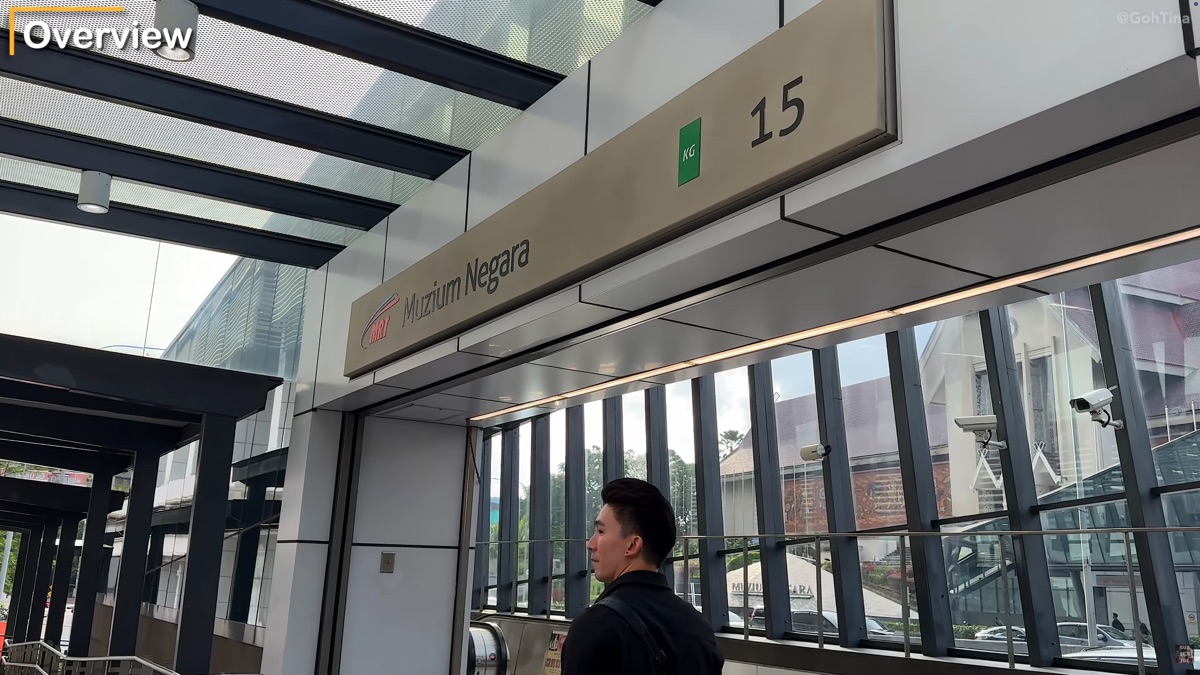Muzium Negara MRT station near the hotel