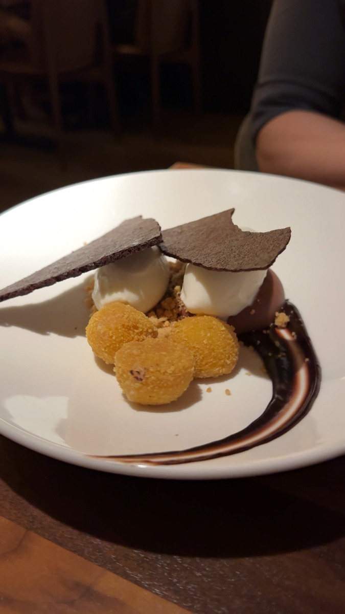 Uchi fried milk dessert