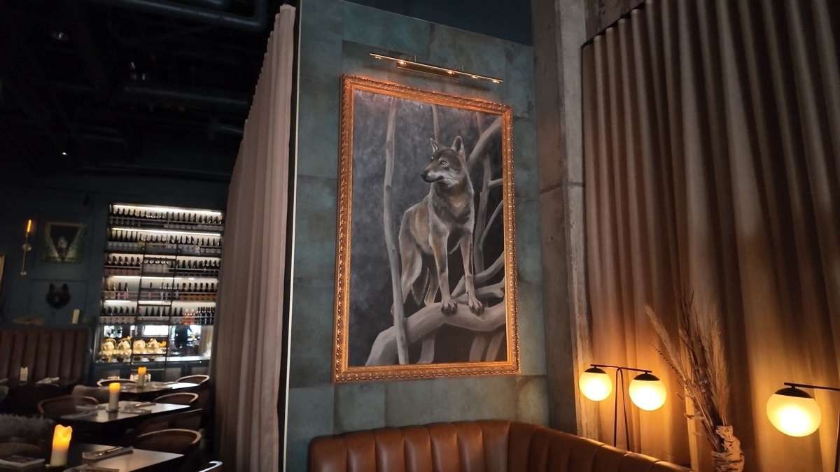 Wren and Wolf dining experience